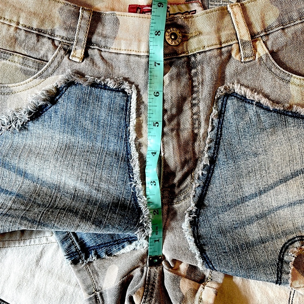 Lazerjeans Camouflage Denim Shorts with Jean patchwork detail - Picture 14 of 16